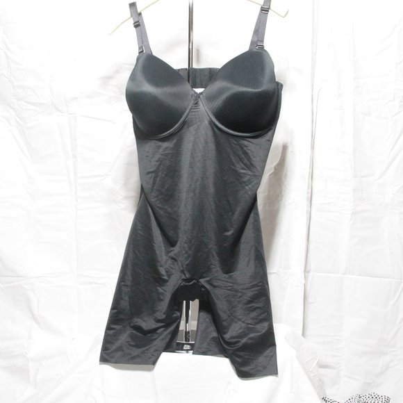 Women's Plus Size RED HOT SPANX Shapewear Strapless Cupped Bodysuit Size 1X - Picture 2 of 4